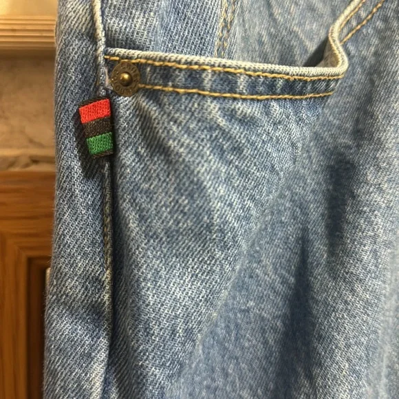 Cross colors jeans